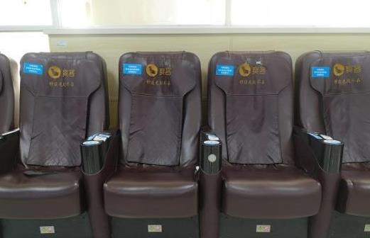 医院候诊区放“共享按摩椅”被指浪费空间 你怎么看？
