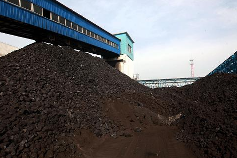 煤炭经济引关注 动力煤主力合约连续8日下跌