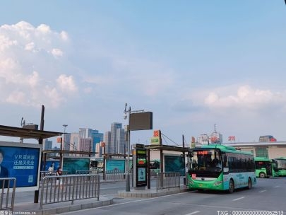 深圳打造114条“敬老爱老”公交线路 推广智慧助老上车点